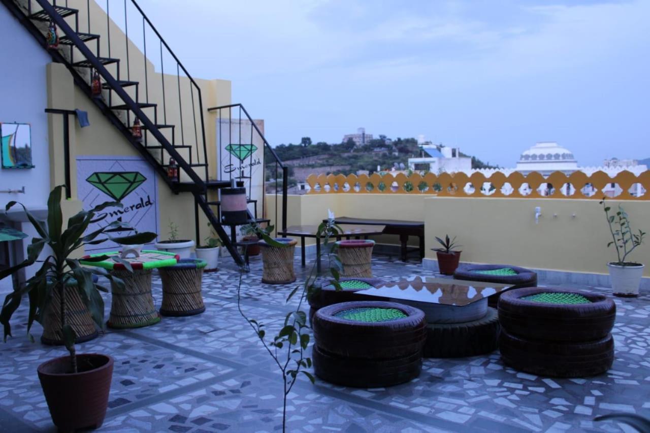 Hill Paradise Home Stay Udaipur Exterior photo