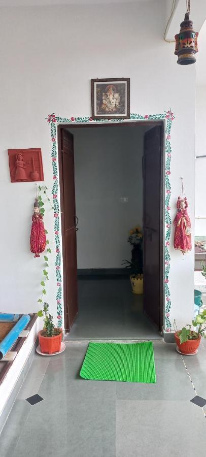 Hill Paradise Home Stay Udaipur Exterior photo